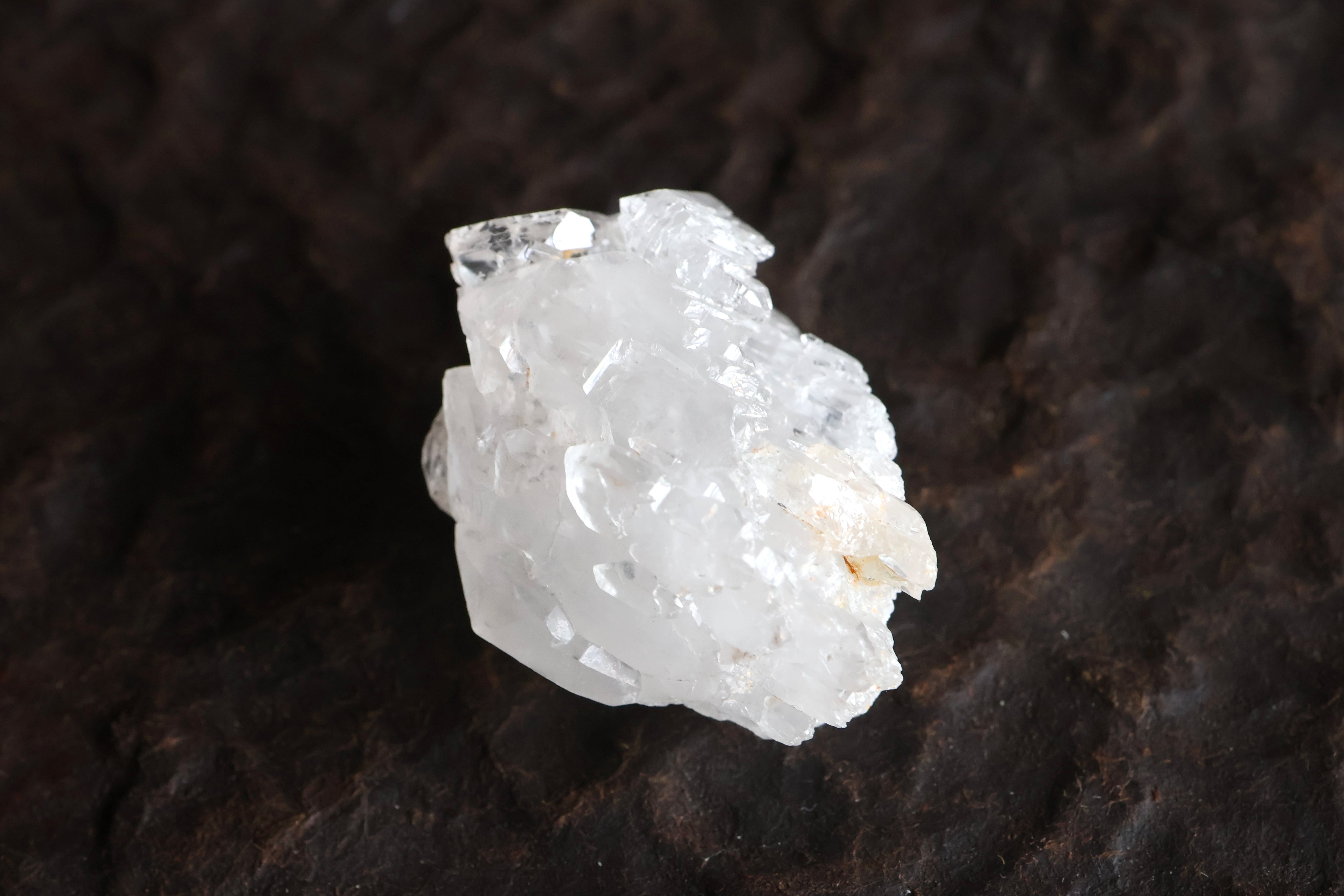 ヒマラヤ水晶 ガネーシュヒマール産 エレスチャル | 石垣島の夜光貝