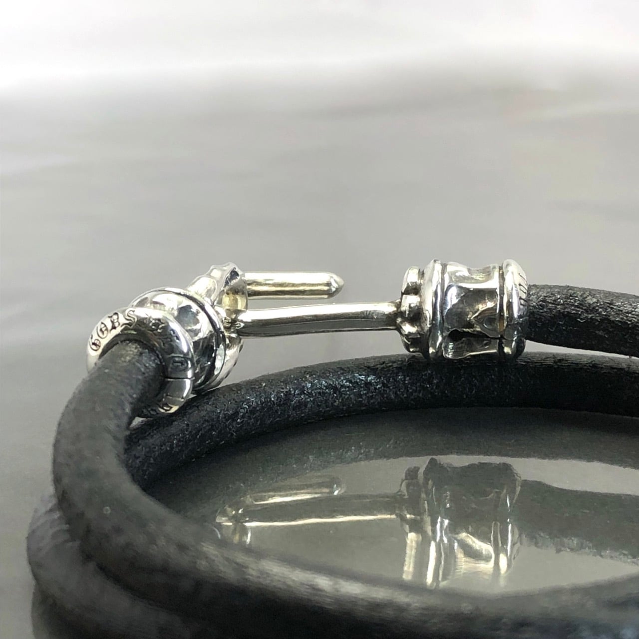 LEATHER BRACELET PIPE HOOK / パイプフックレザーブレスレット LEATHER BRACELET PIPE HOOK / パイプフックレザーブレスレット