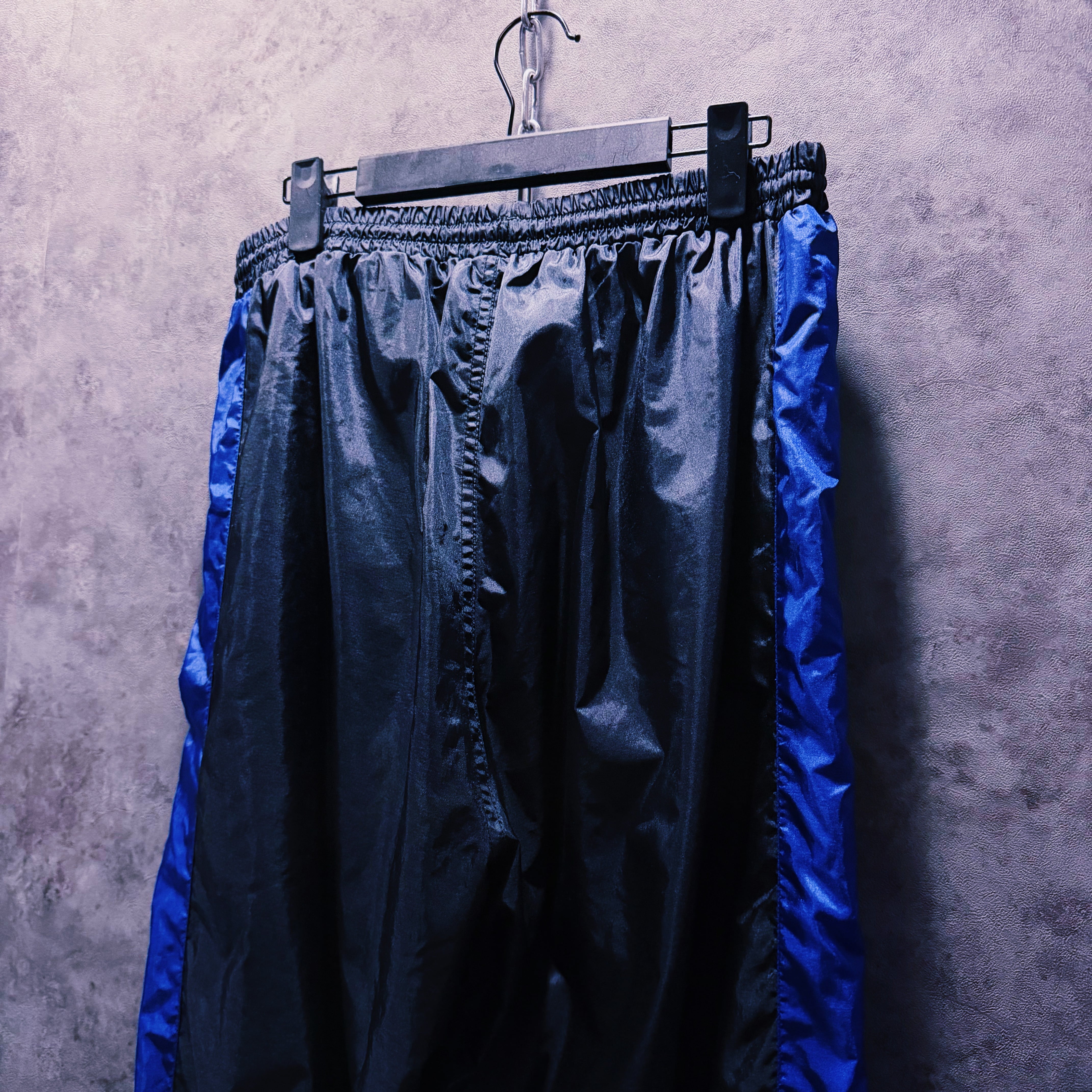 doppio】90's vintage “adidas” switching color design Nylon set up