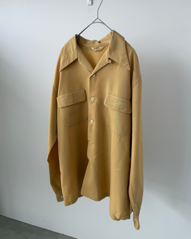 -BOTANY BRAND- Vintage 70s L open collar shirt
