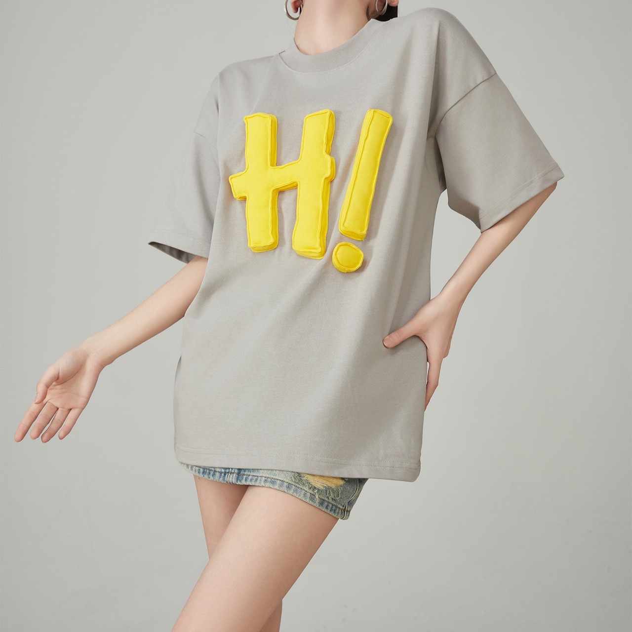 立体 H! ロゴTシャツ H0088