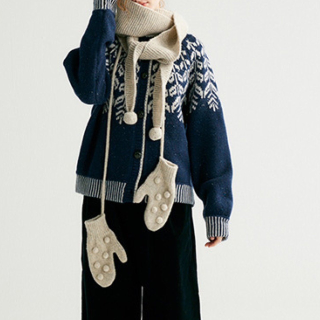 ノルディック柄ニットカーディガン   F0015 - 9