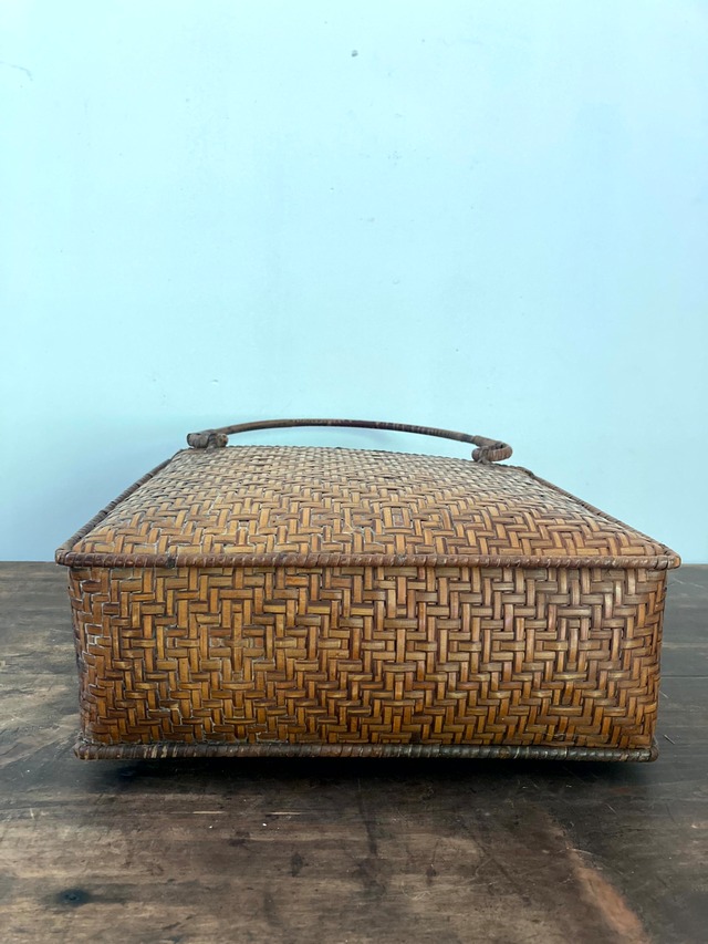 味のある籠バック　(古道具)