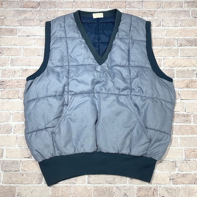 1970s BLACK SHEEP DOWN VEST V-NECK