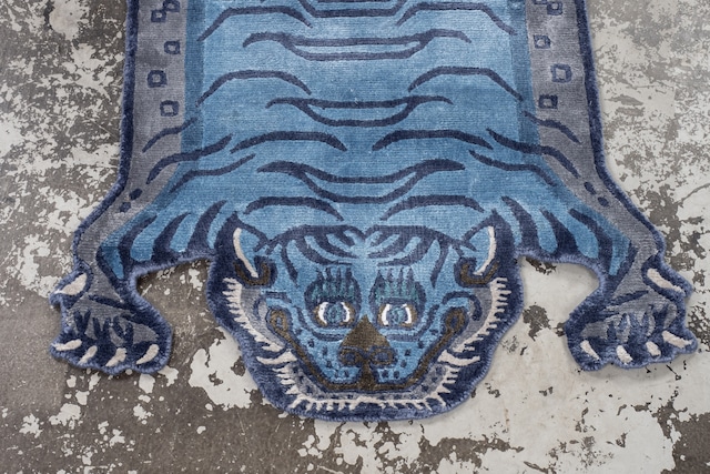 Tibetan Tiger Rug 《Sサイズ•シルク・オリジナル3・レイニーブルー130》チベタンタイガーラグ