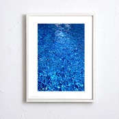 blue pool Ⅱ｜透明感ある深いブルーの水面アートポスター｜清涼感×ミニマルモダン｜空間を洗練｜A3ポスター