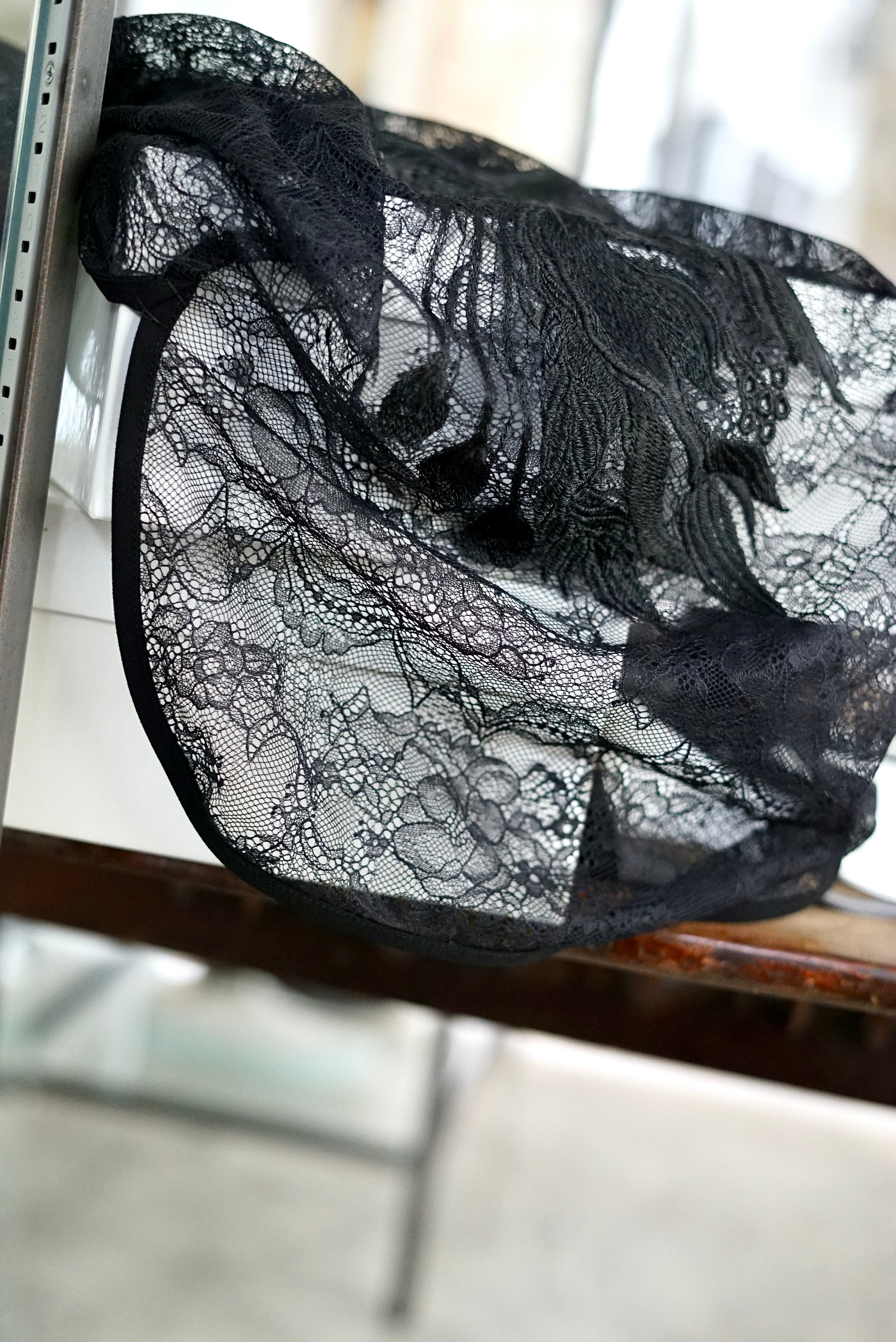 Mame Kurogouchi / Raschel Lace Embroidered Top ( BLACK, NAVY