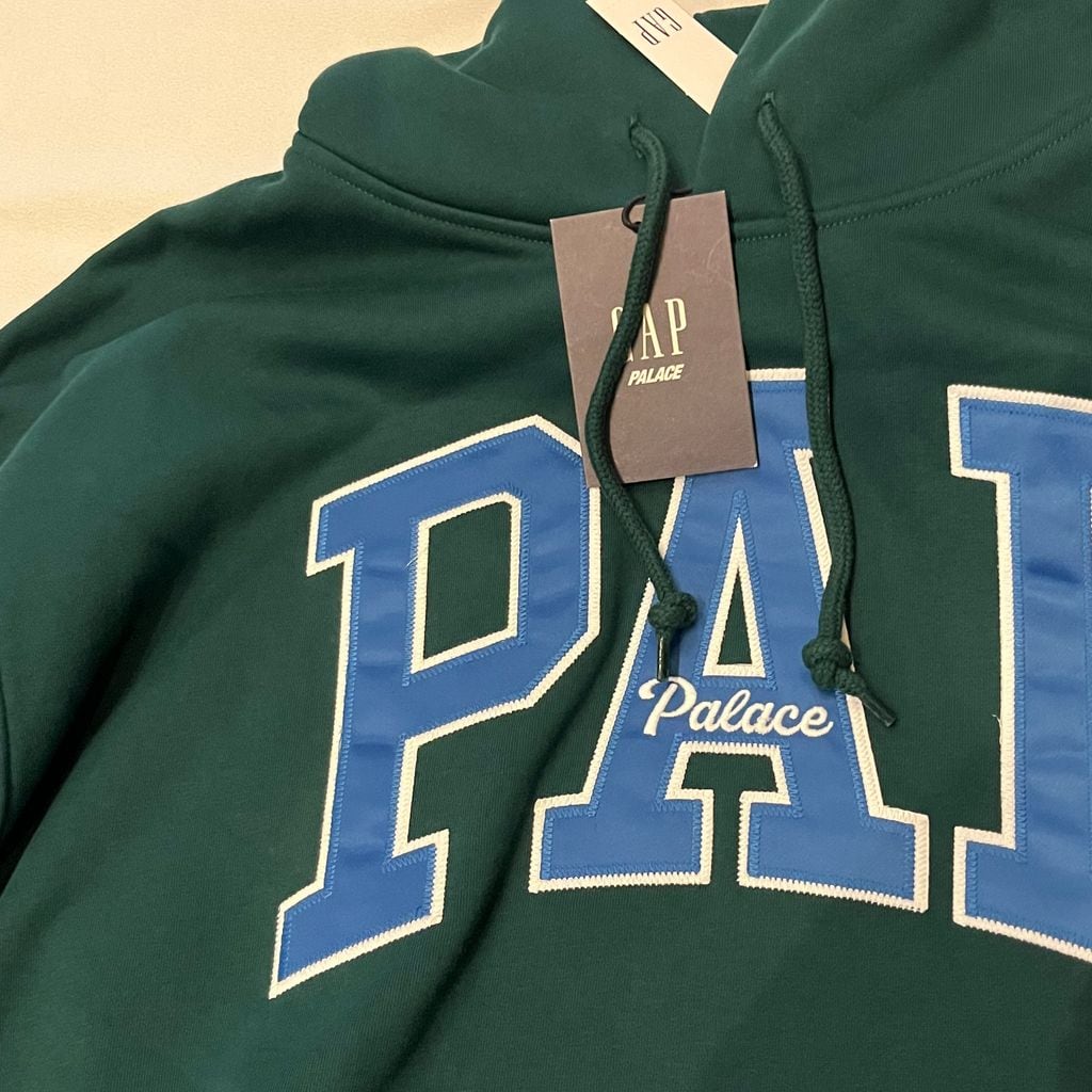 PALACE×GAP パレス×ギャップ Green Hoodie 427453-02-6 フーディー