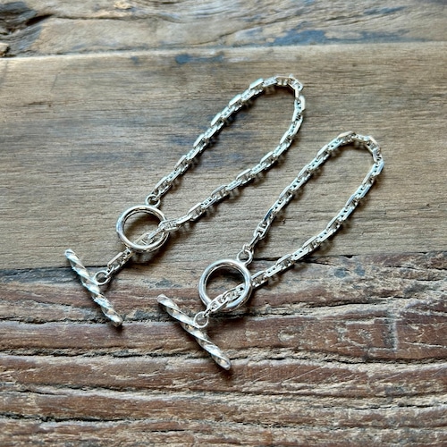 Twist Bar Chain Bracelet