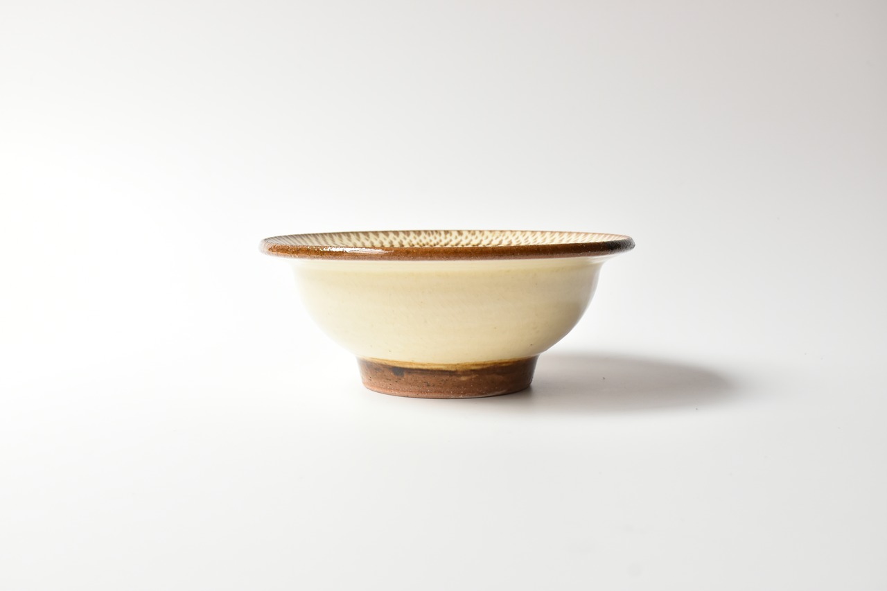 小代焼ふもと窯 / 井上尚之 :  6寸鉢 とびかんな