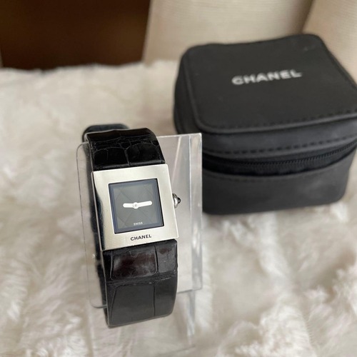 CHANEL 腕時計 マトラッセ クォーツ ブラック #4741b