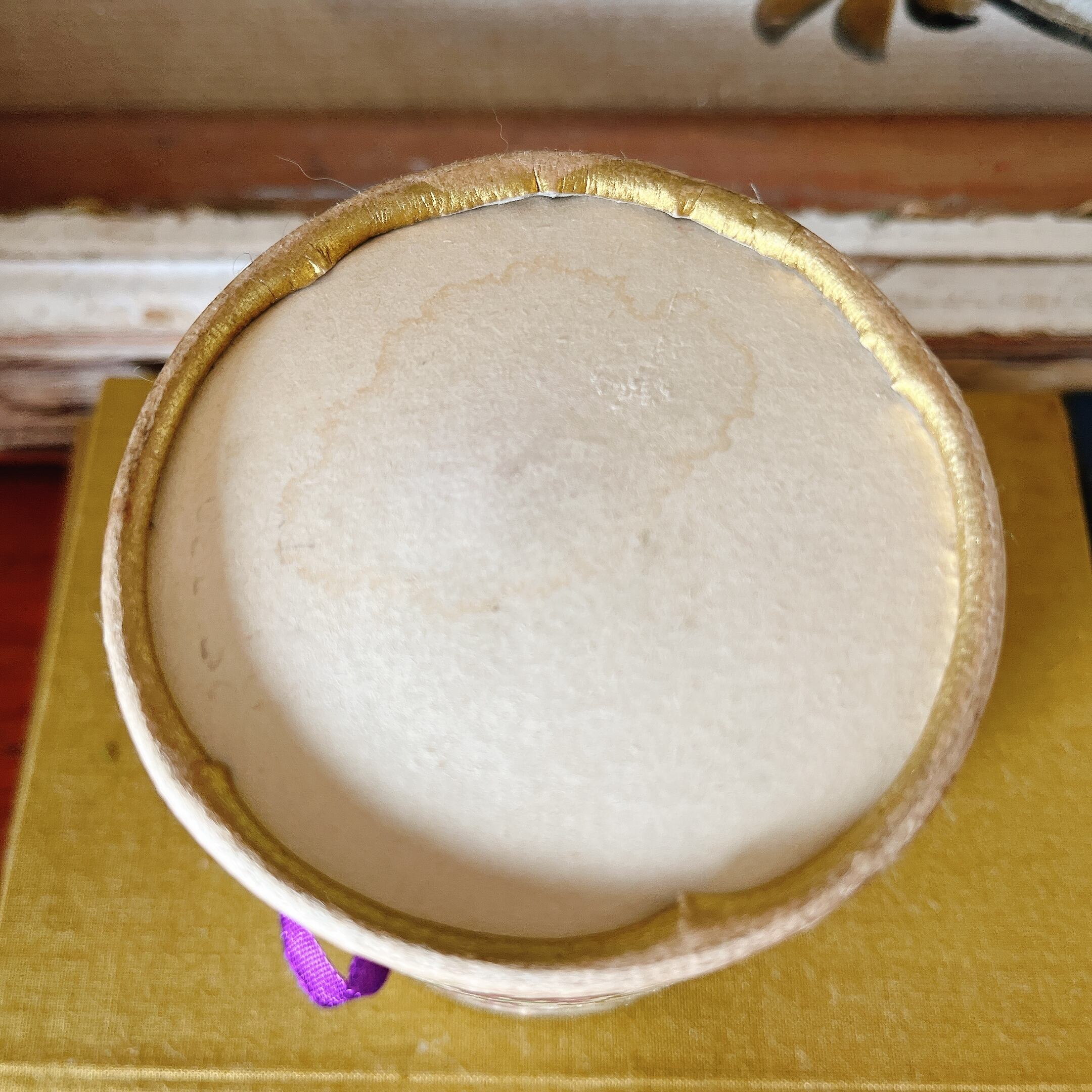 フランス　スミレの香水のBOX フランス スミレの香水のBOX | gc.brocante