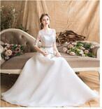 ウエディングドレス ホワイト 光沢サテン タンクトップ 編み上げ