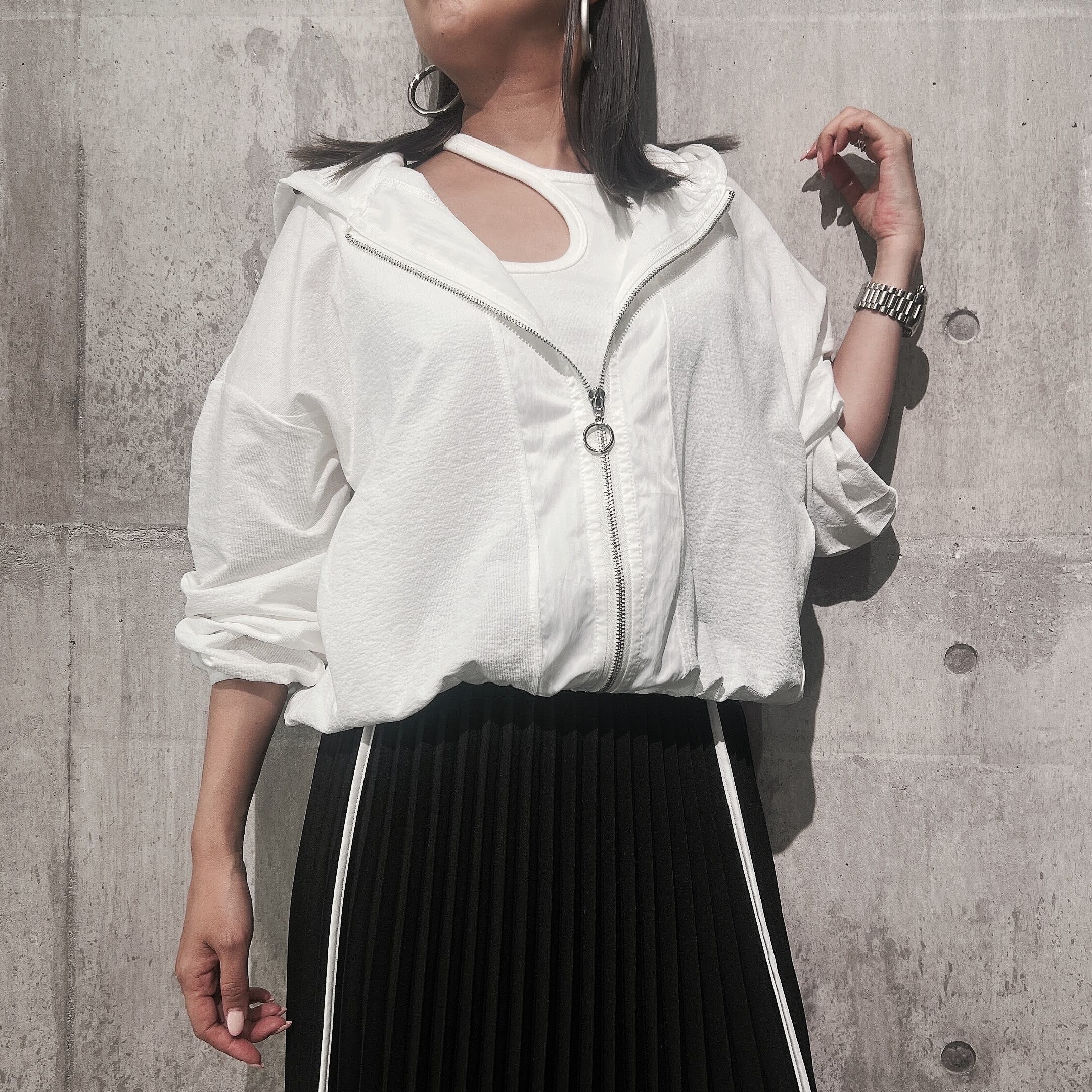 バルーンスリーブフーディ