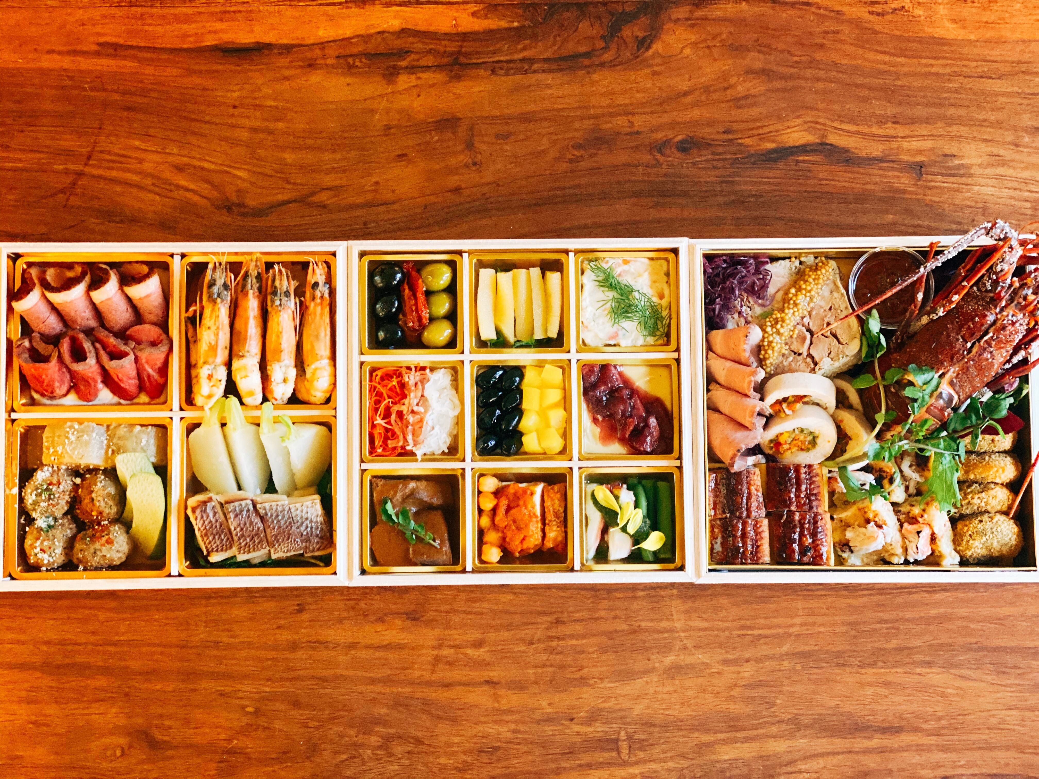 今年は辰年!!ラブワインおせち2024【店舗引取のみの限定商品】 | お