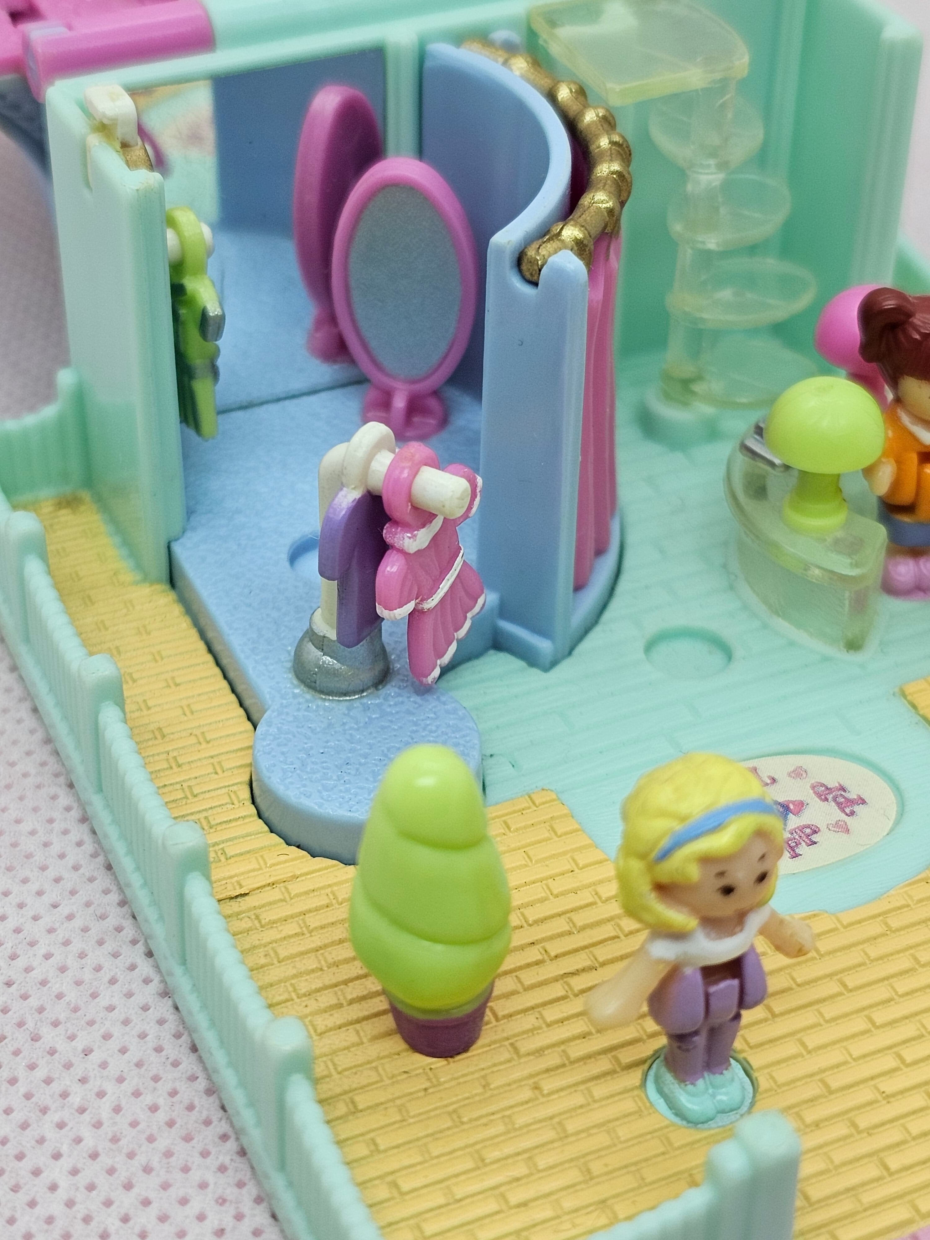 レア！　ドレスショップ　1995年