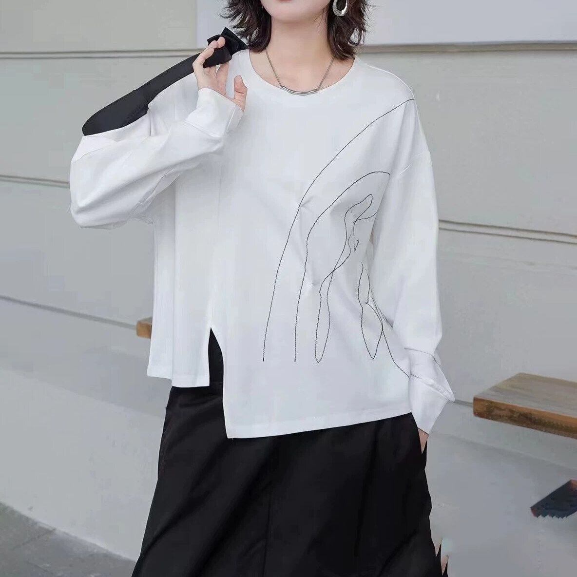 ASYMMETRIC ROUND NECK DESIGN SWEAT SHIRT 2colors M-16245