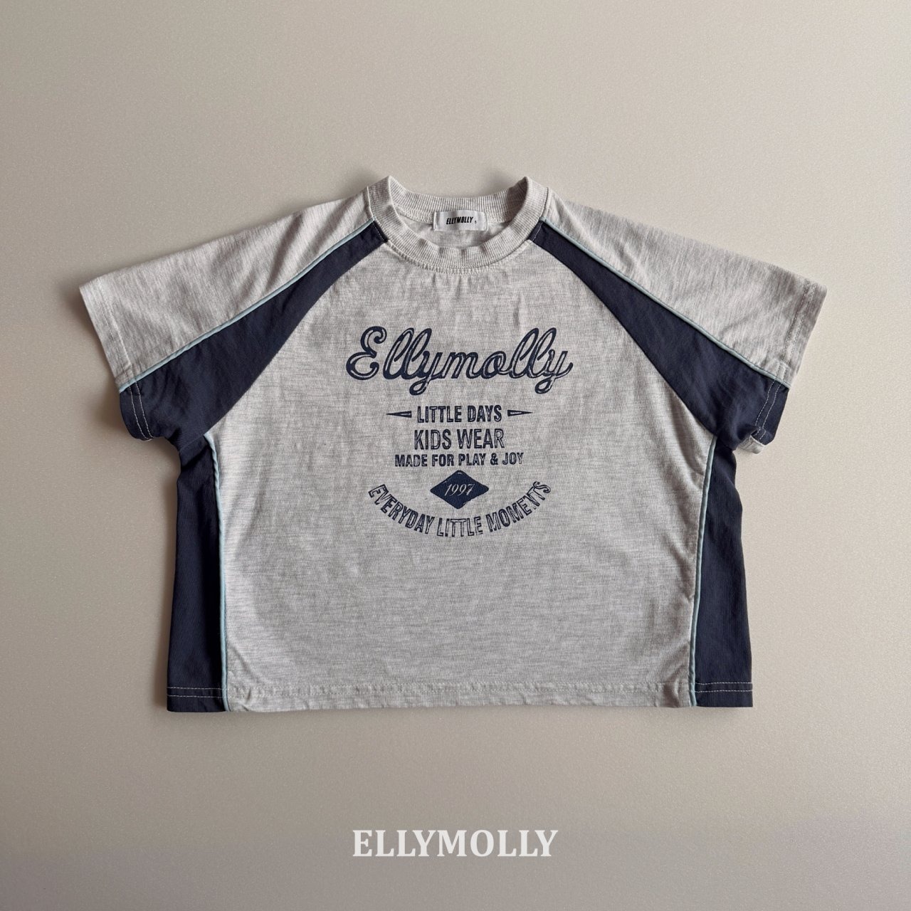 [ELLYMOLLY] Roller Taping Tee +fee3 / [엘리몰리] 롤러테이핑티