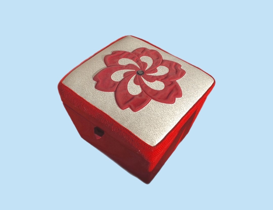 SHOWA “RED POP FLOWER” STOOL BOX