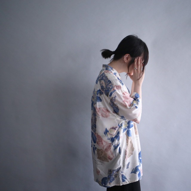 "pink×blue" beautiful color flower and reef pattern loose h/s shirt