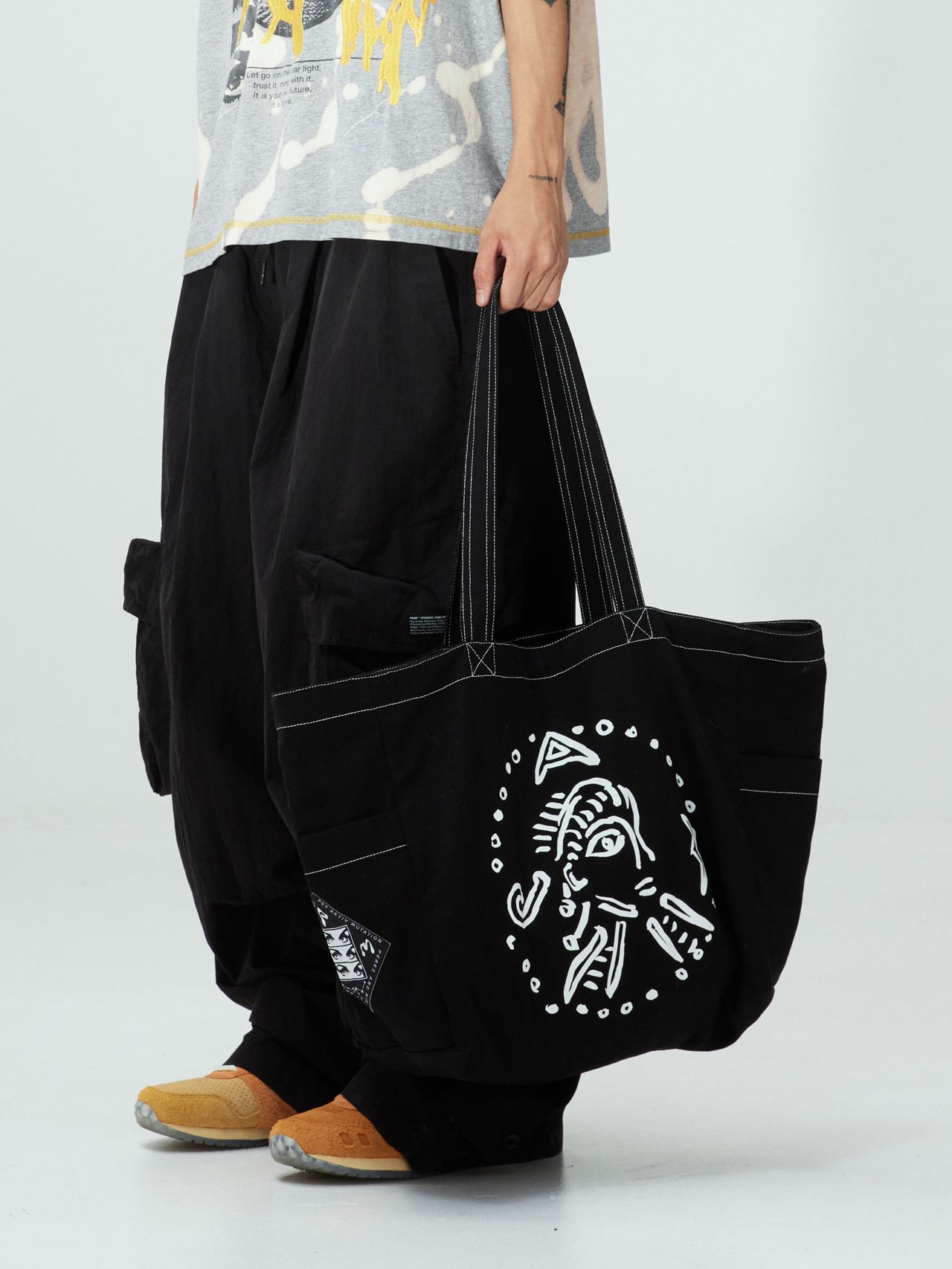 UNEEK BASEMNT - Discover independent style.