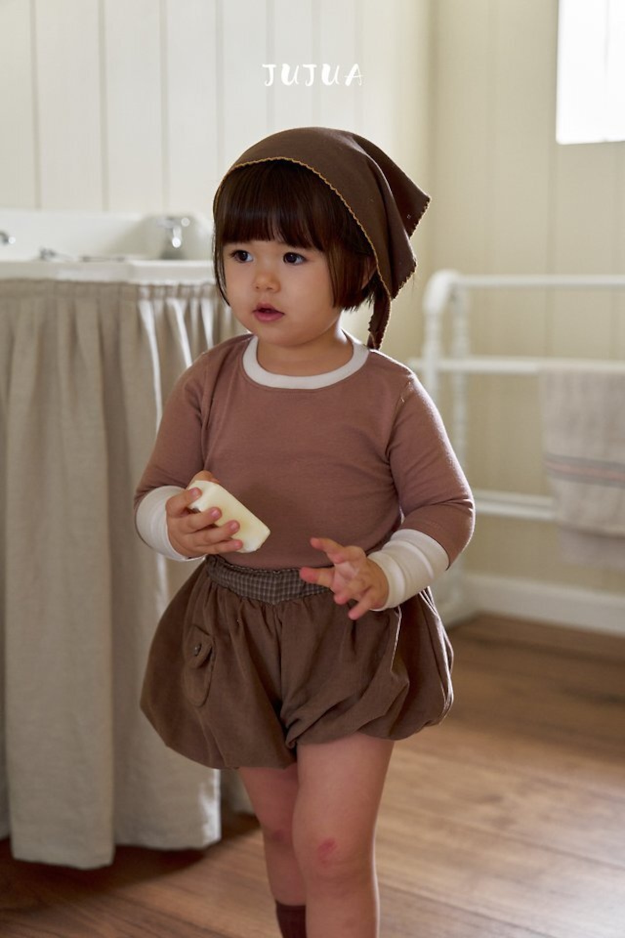 韓国子供服 / JUJUA / 26Autumn /アイレットスカーフ / 秋服 *FREE*
