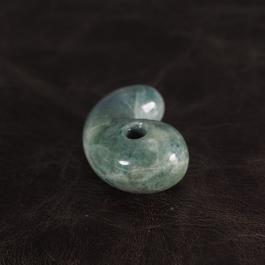 勾玉／青色（入コン沢）ヒスイ 糸魚川翡翠・ヒスイ・青勾玉・14