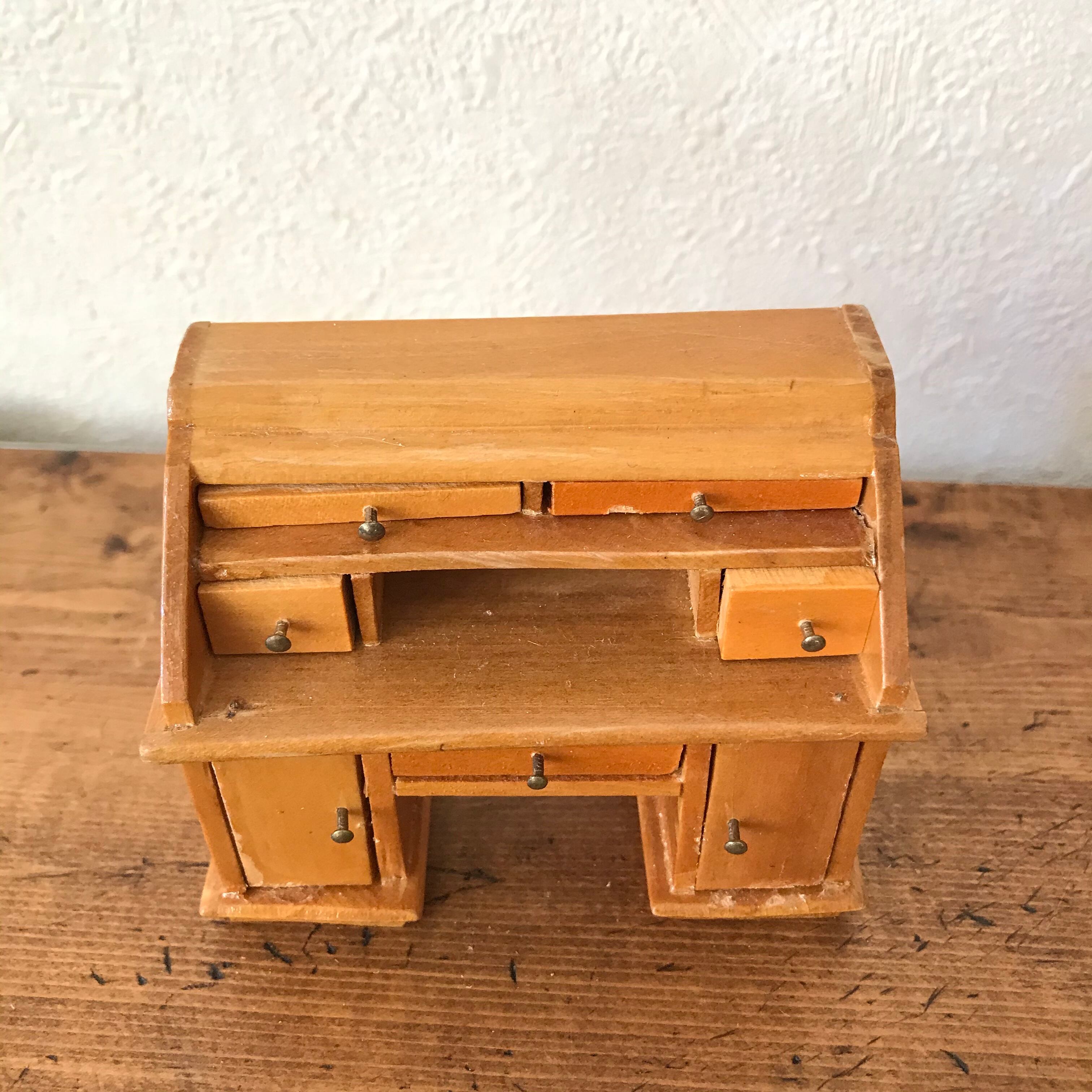 ミニチュアの机 | tsuitachi craft&brocante