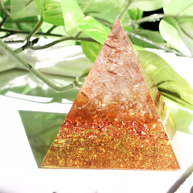 [受注製作]　ピラミッド型Ⅱ オルゴナイト シトリン