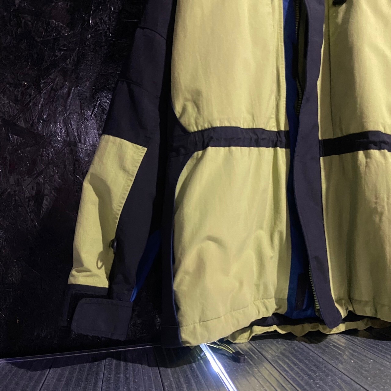 NIKE ACG Mountain Jacket