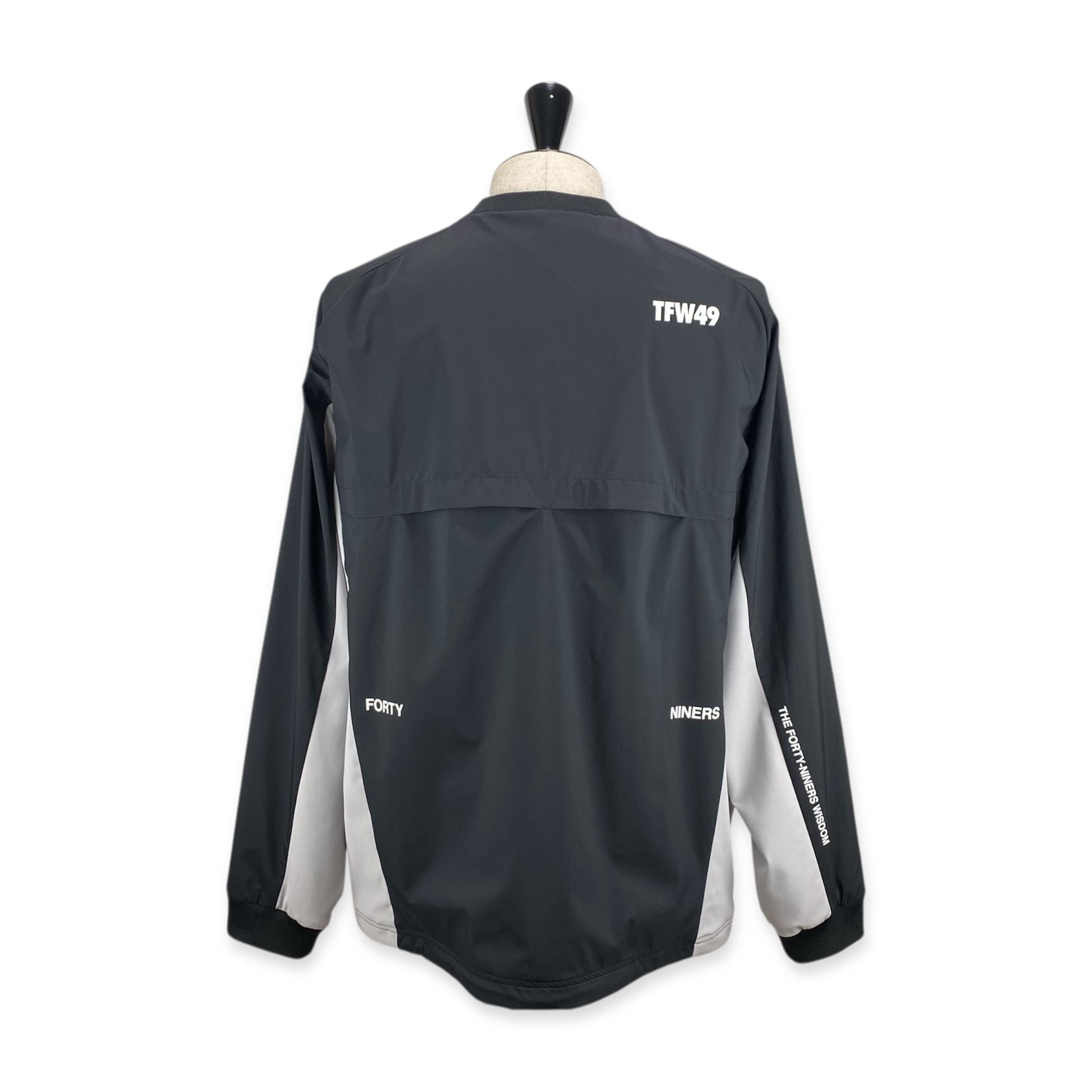 TFW49 SHELL PULLOVER CREW NECK ウィンドブレーカー TFW49 ティーエフダブリュー SHELL PULLOVER CREW NECK クルーネック
