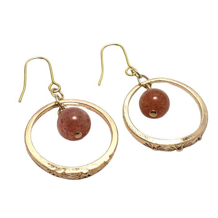 サンストーン パワーストーン ピアス 幸運を引き寄せる 天然石 ピアス オレンジ 太陽の石 太陽の刻印入り 金属アレルギー 対応 ギフト イヤリング変更可 送料無料 レディース ピアス 幸運 アクセサリー