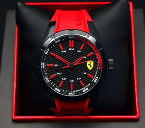 【新品】 日本未発売 海外直輸入 フェラーリ公式腕時計 50m防水 スクーデリア・フェラーリ
