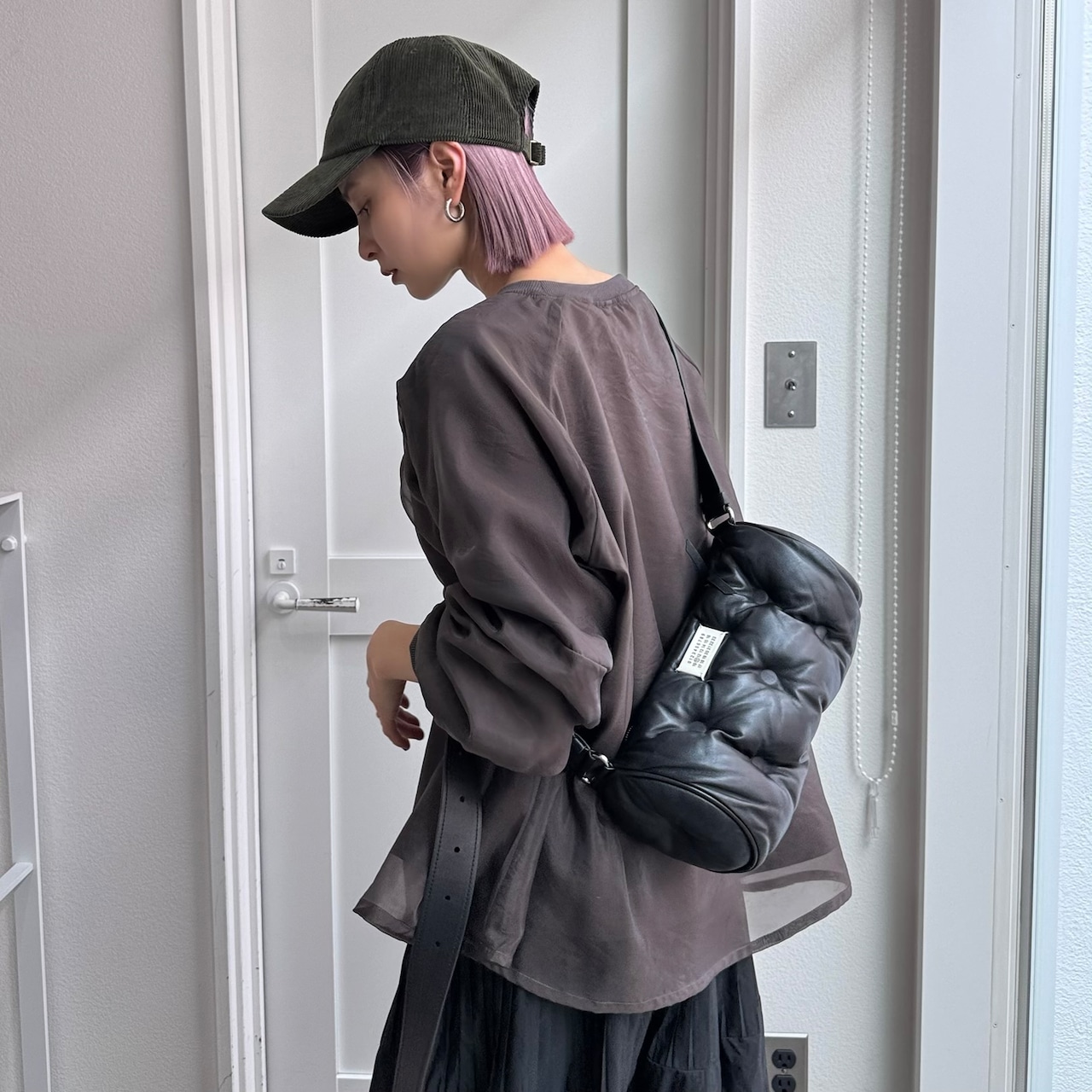 レイヤーオーガンジースウェットPO/チャコール