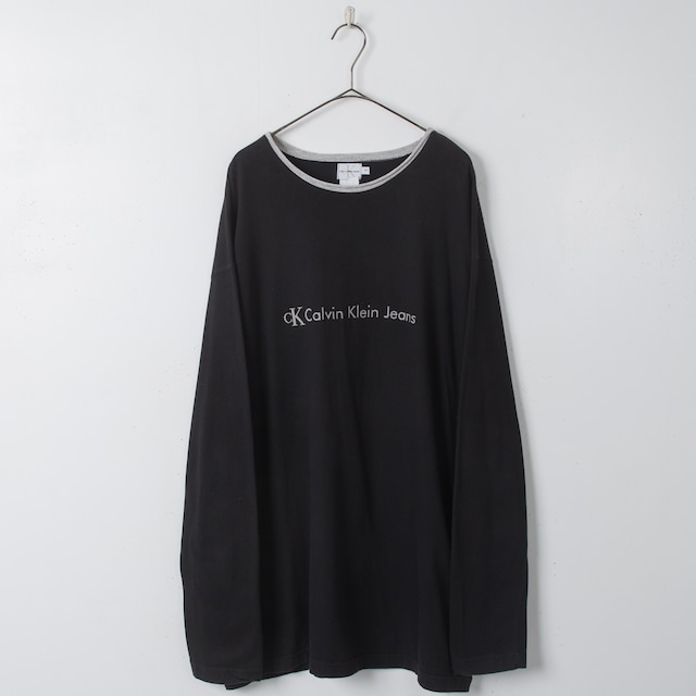 1990s vintage "Calvin Klein Jeans" 2-tone printed long sleeve T-shirt