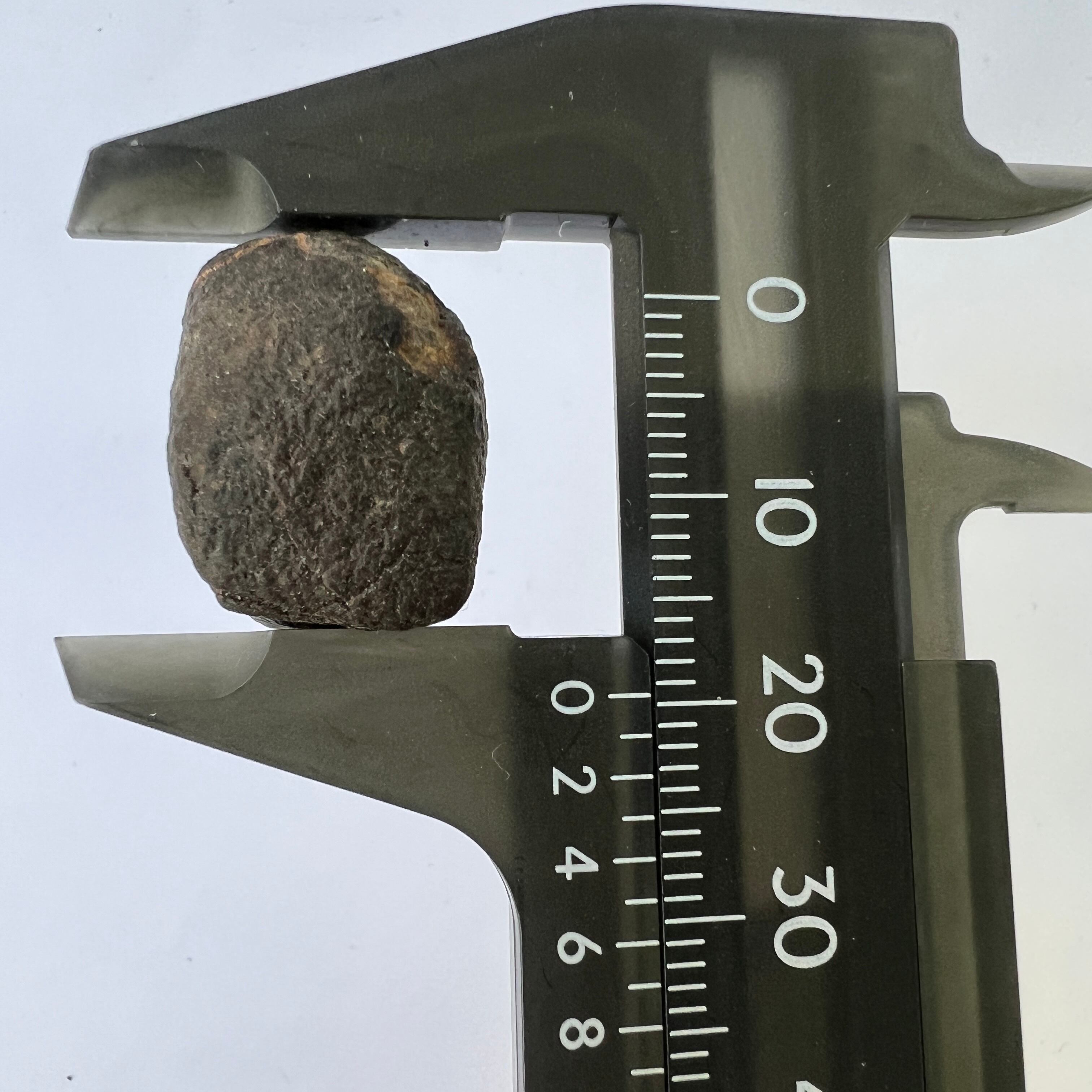 天然石　コンドライト　隕石　８㎜　ブレスレット