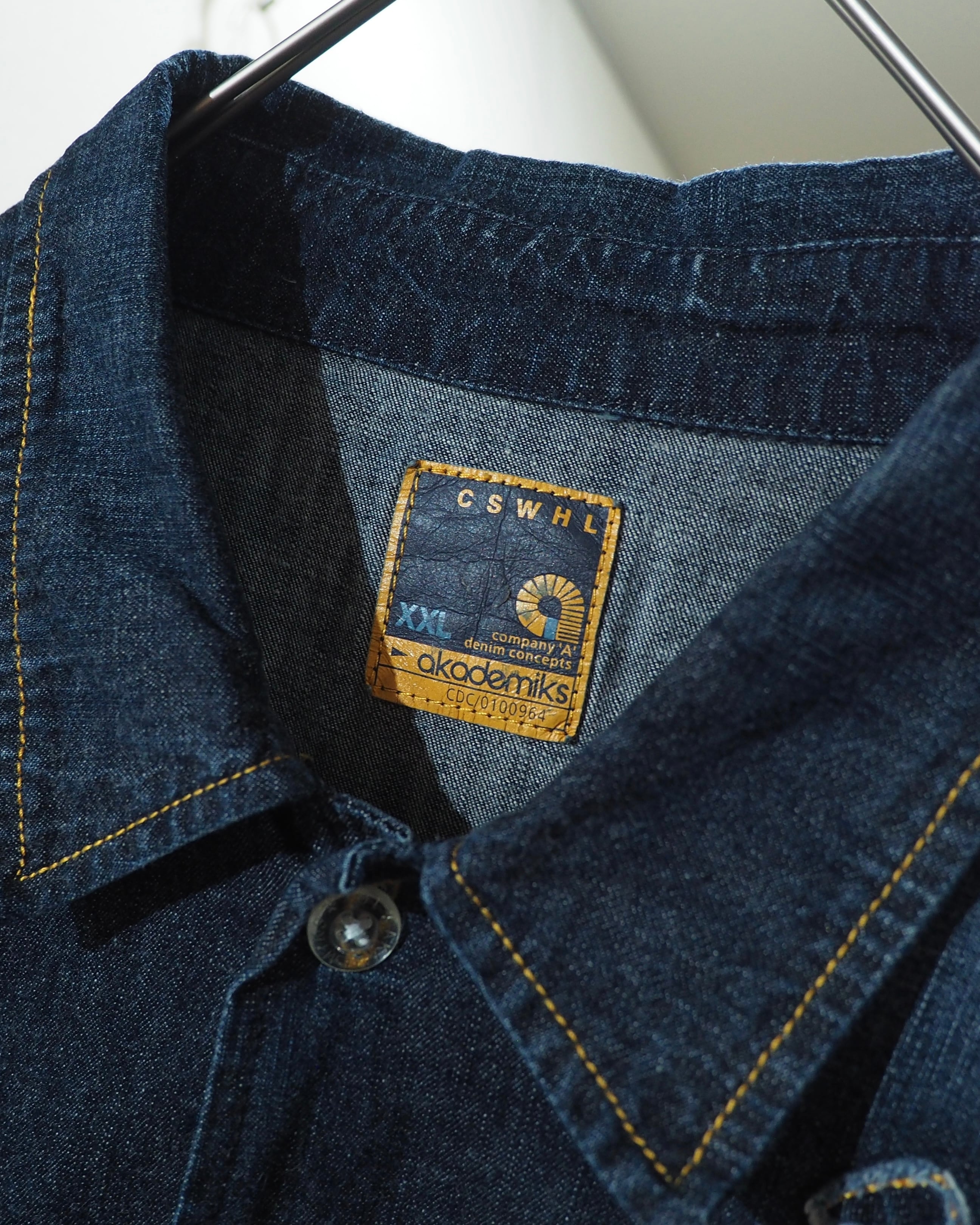 " akademics " Ammonite Logo Embroidery vintage Over silhouette SS Denim shirt