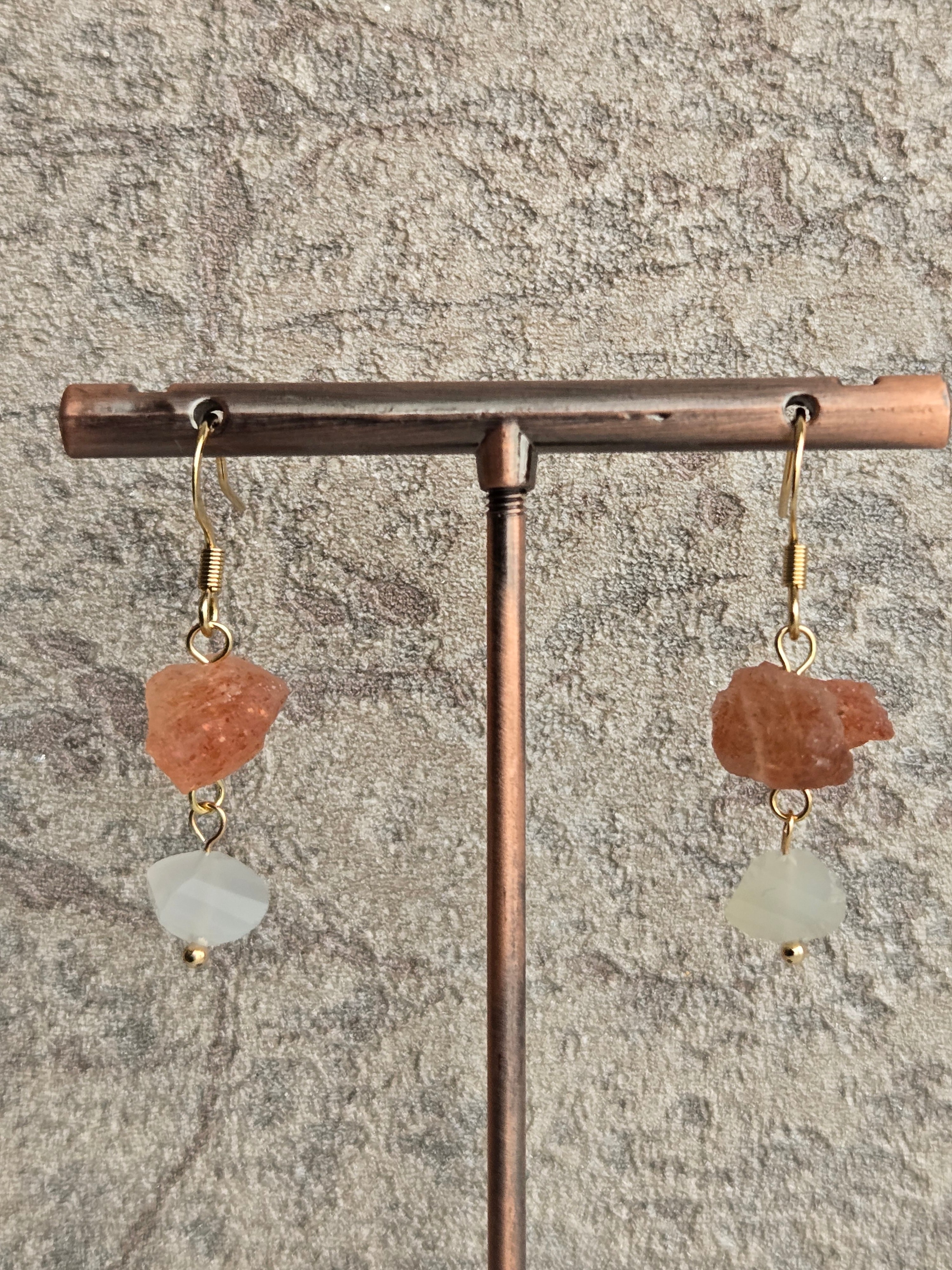 ピンクトルマリンとアパタイトのコッパー ピアス | kaleidoscope