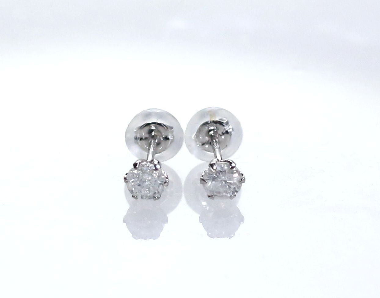 PT900 ソリティア ダイヤモンド ピアス 0.15CT Sears ダイヤモンド 