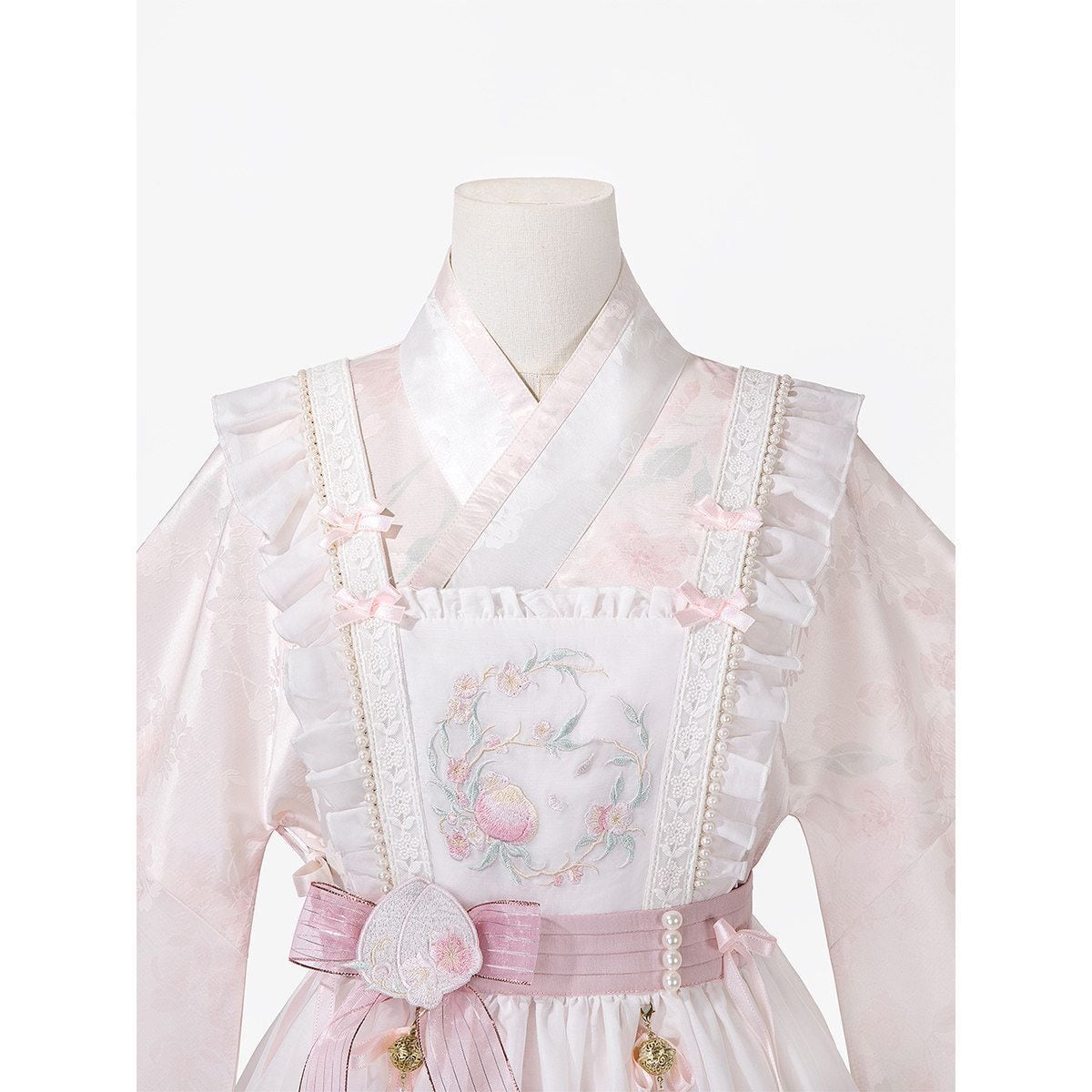 桃源郷のひな祭り 〜桃の花刺繍とフリルエプロンメイド服〜 | Maiden's