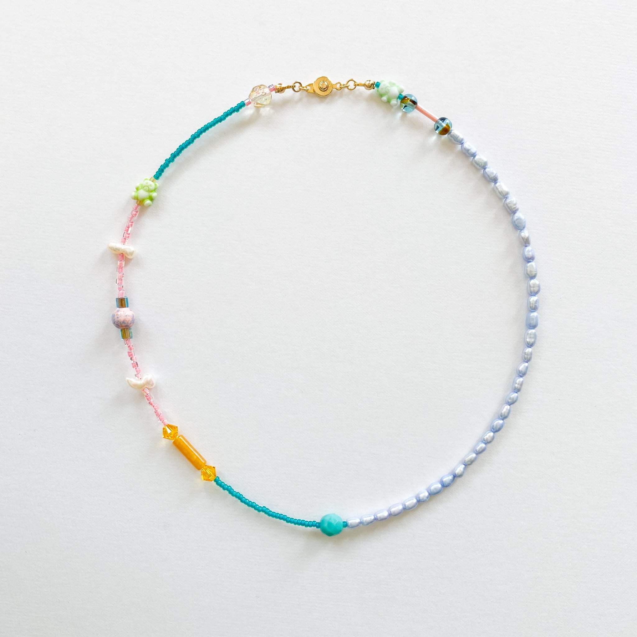 淡水パールとビーズのネックレス