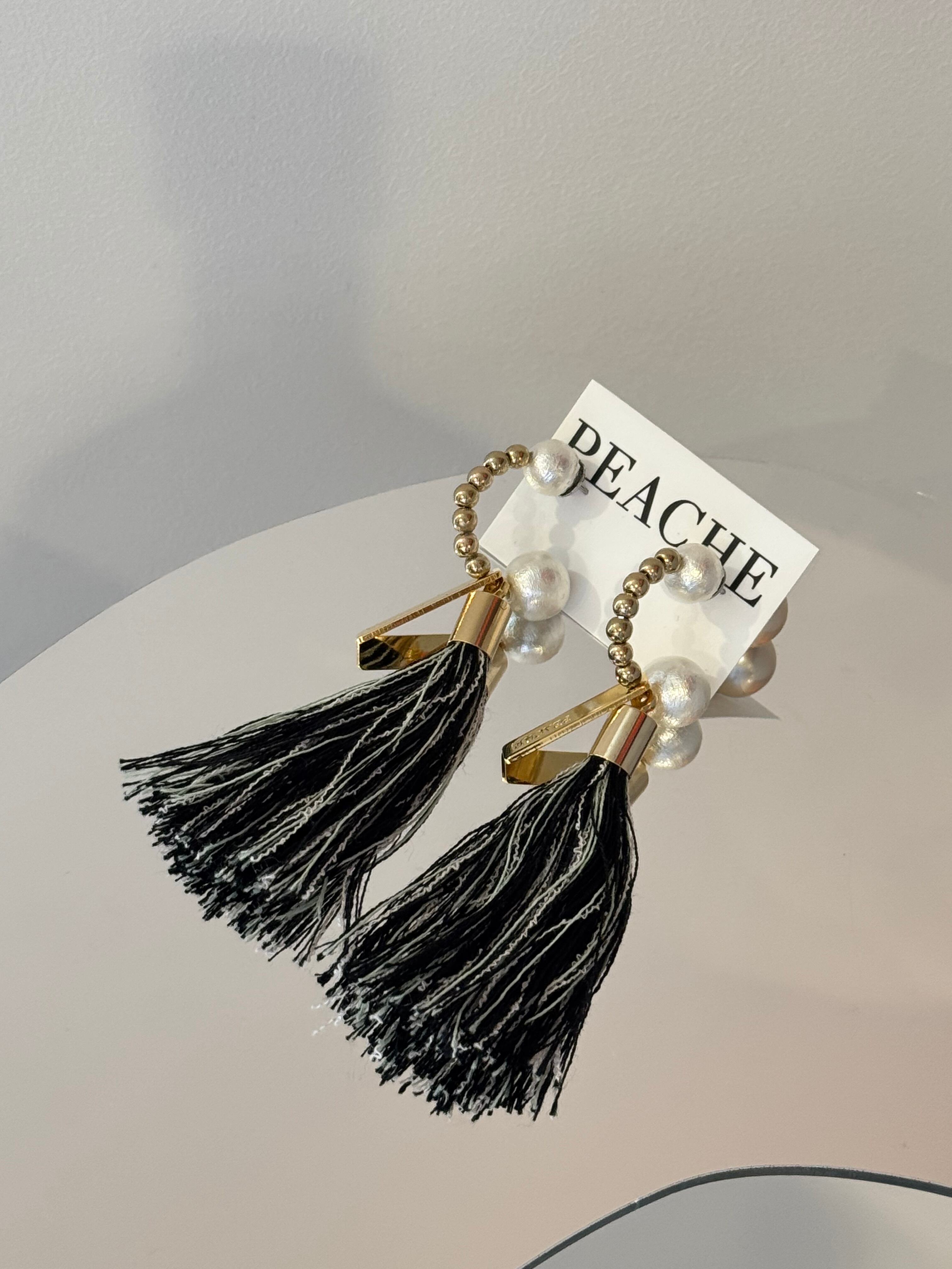 halfhoop monotone mix long tassel