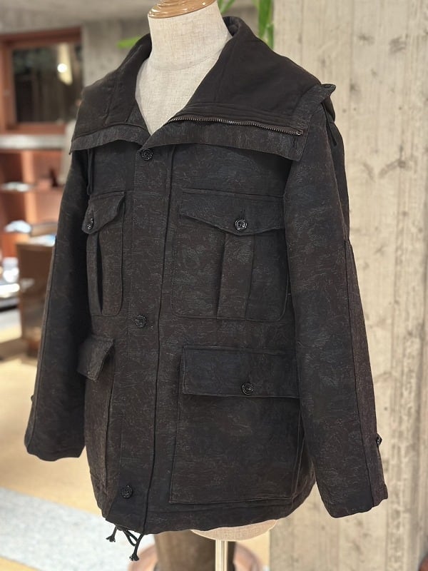 AUBERGE / KONSTANTIN