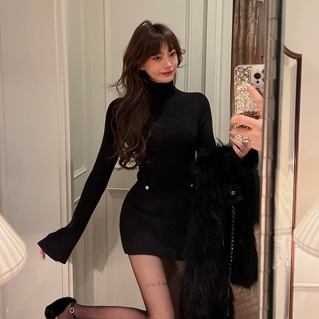 タートルネックベルスリーブニットワンピース | Lilycloset 