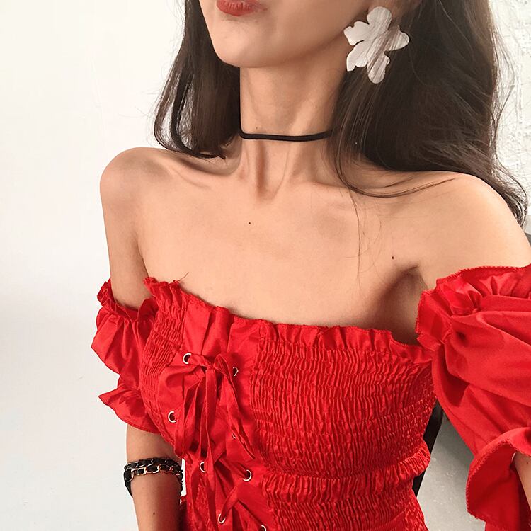 Z-20263 トップス レースアップ パフスリーブ フリル 伸縮性 オフ