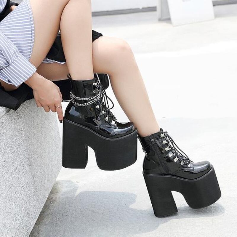 【脚長効果×モード】17cm厚底 編み上げブーツ|病みかわ ストリート系 主役級ブーツ