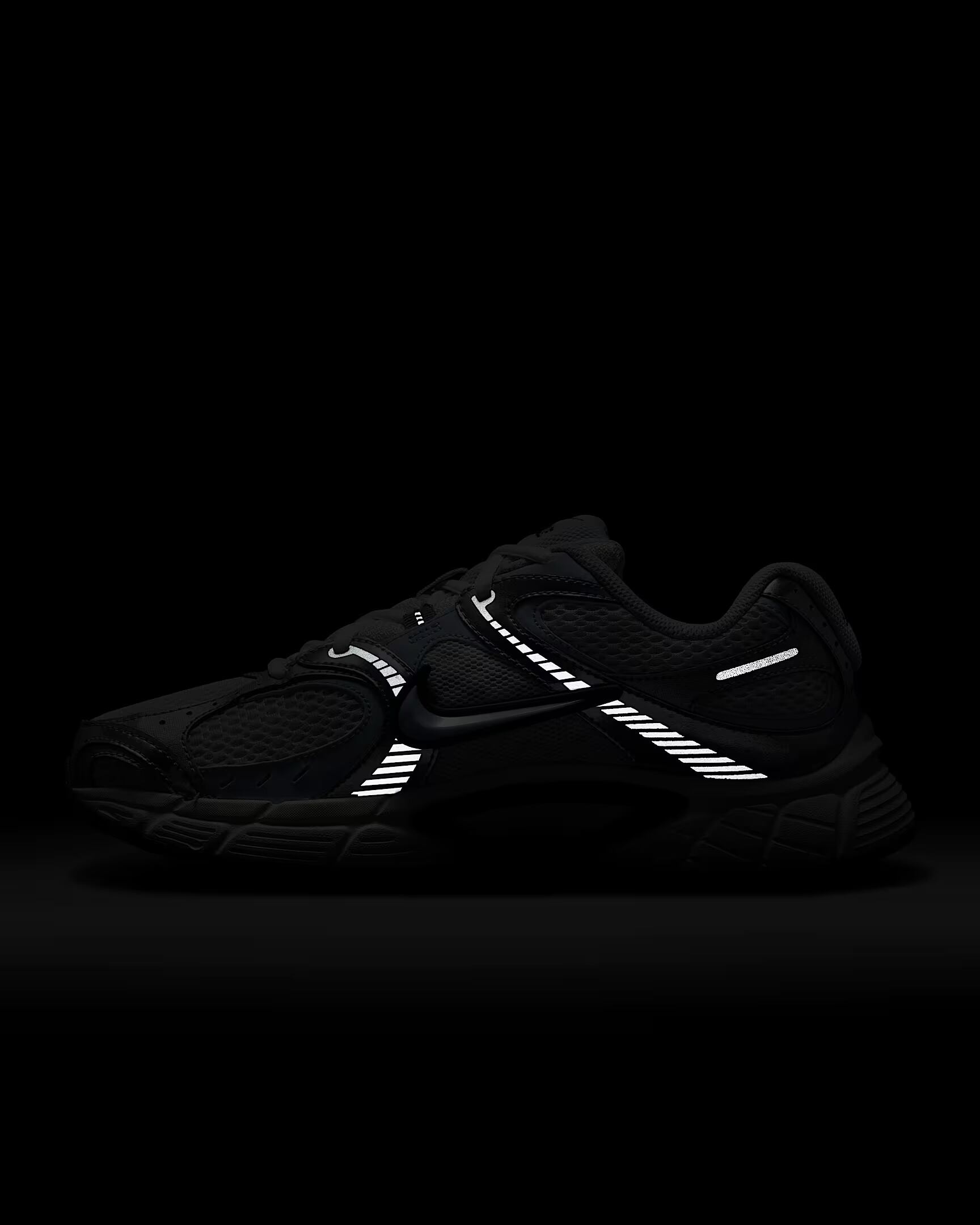 【NIKE】 ナイキ W V5 RNR SFTPRL/PARP 国内発送 Nike V5 RNR ナイキ | jordan_sneakers