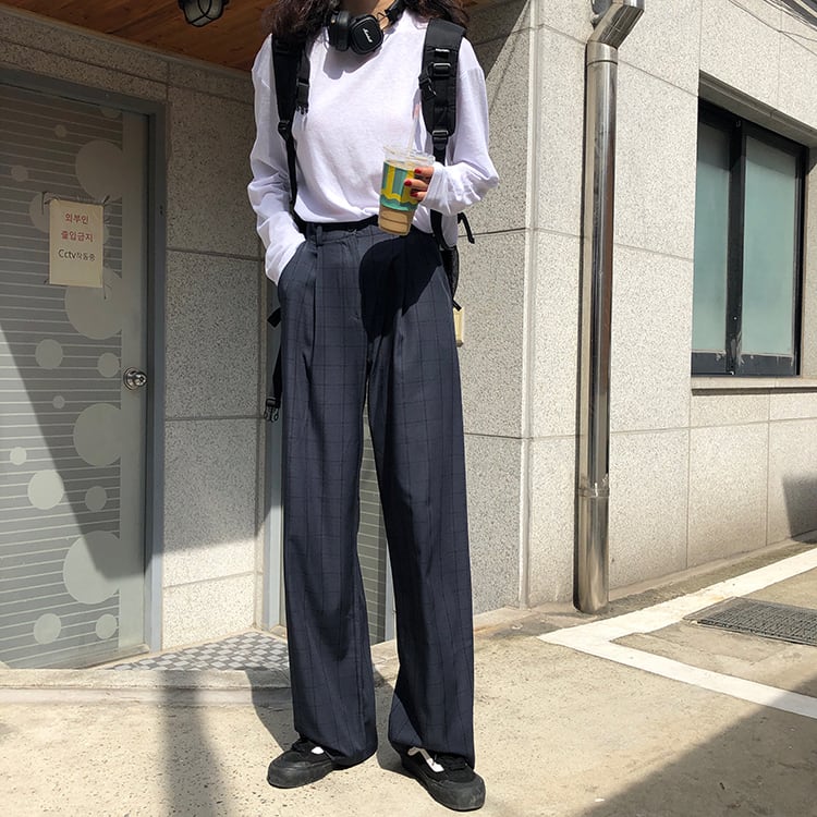 チェック柄 パンツ ボトムス ズボン レディース ワイドパンツ ストレート チェック 格子縞 ネイビー 春 秋 冬 10代 20代 30代 40代  ハイウエスト ダークブルー 紺 タック 大きめ ゆったり ワイド パンツ コーデ おしゃれ かっこいい スタイル 韓国 ファッション レディース