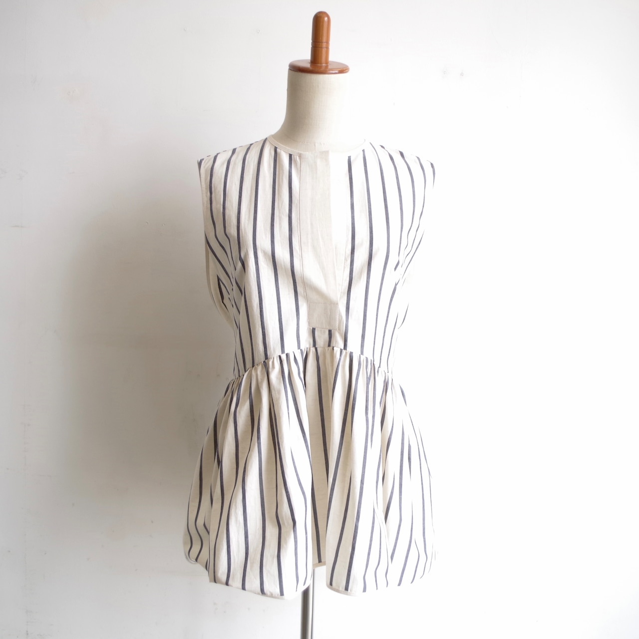 PROTAGONISTA 　Stripe Gather Blouse