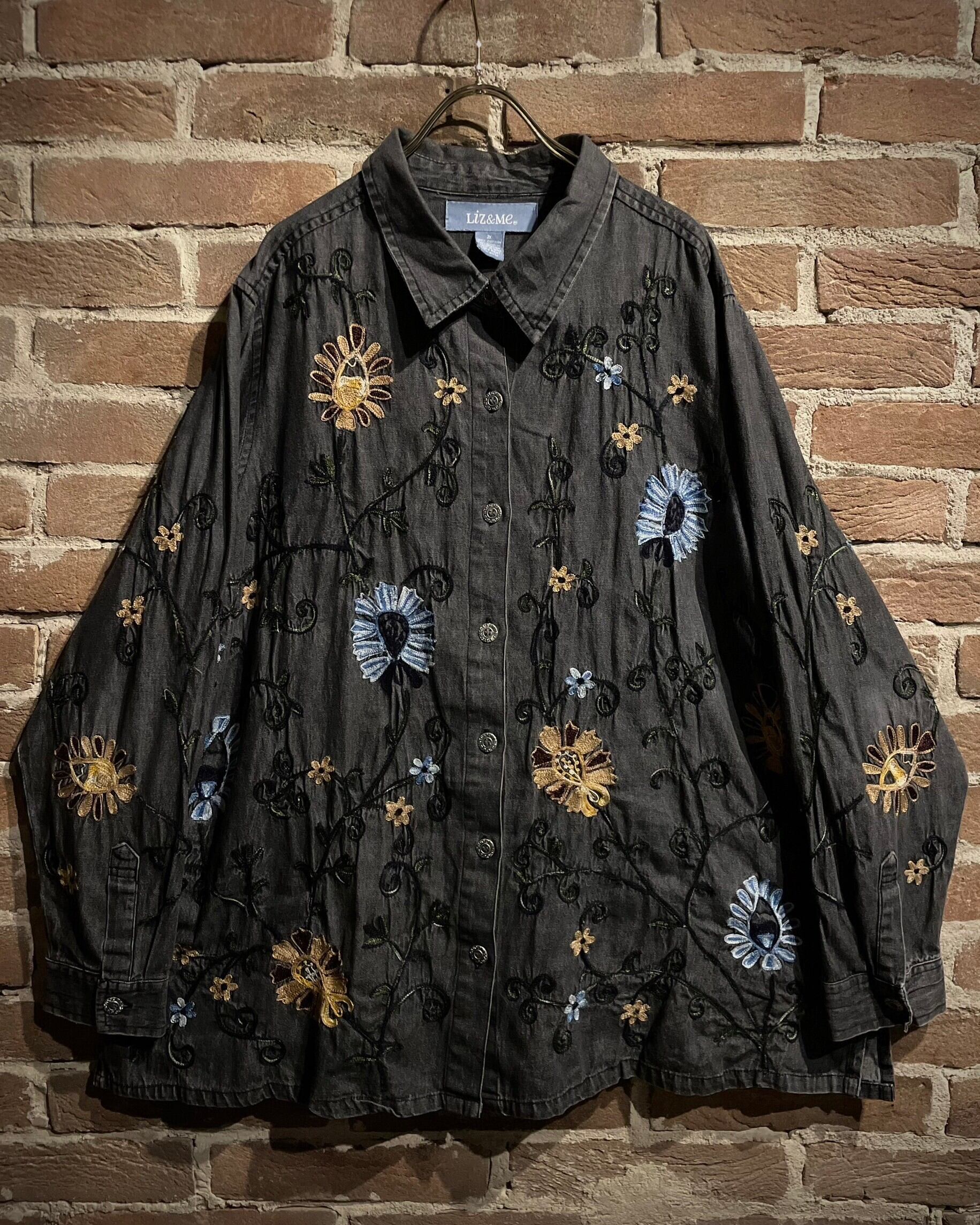Caka act3】Flower Embroidery Loose Denim Shirt Jacket | Caka(カカ